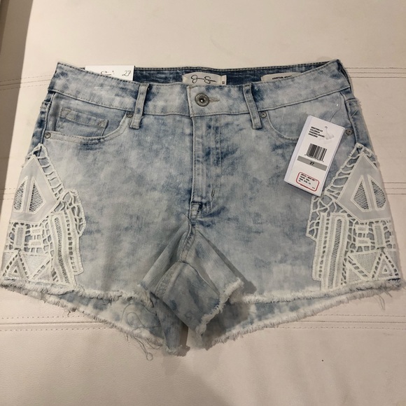 Jean cut off shorts - Picture 1 of 6
